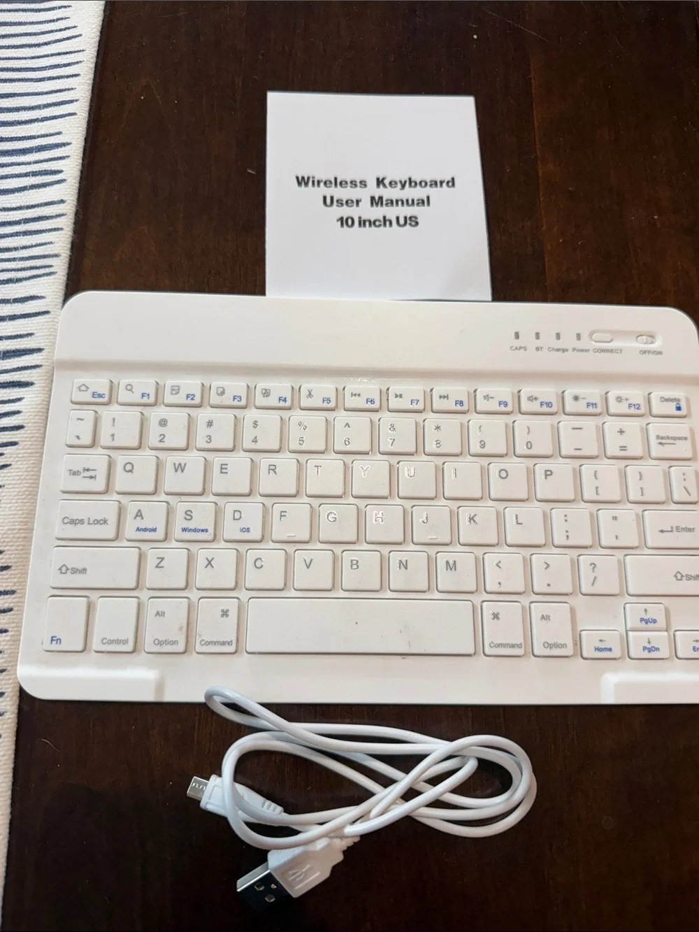 Wireless White Bluetooth Keyboard with USB Cable